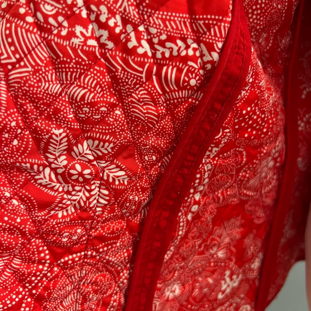 Red jacket - Picture 5 of 5